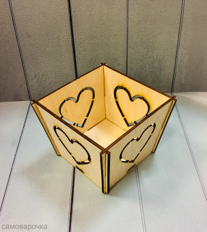 Ящик деревянный узор Сердце  8*8*8 см